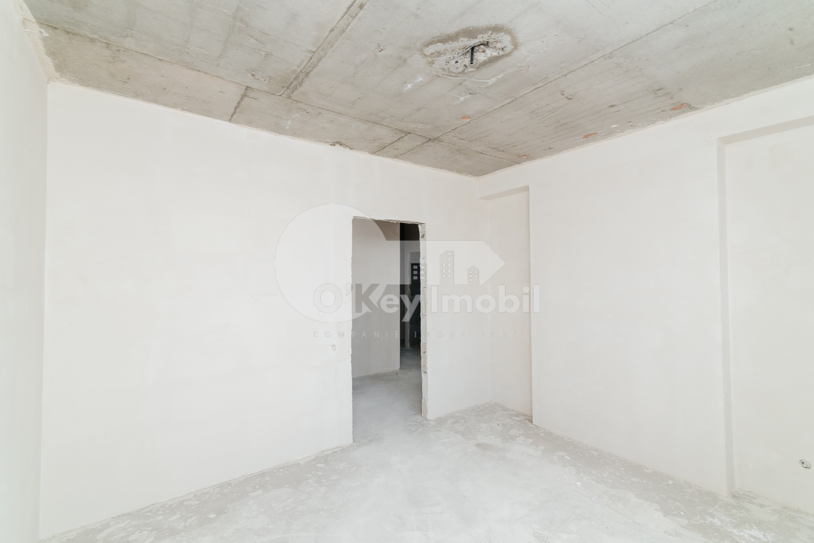 Apartament, STRĂȘENI