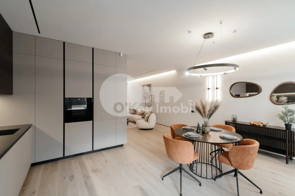 Дом, Центр, ЛАКУЛУЙ