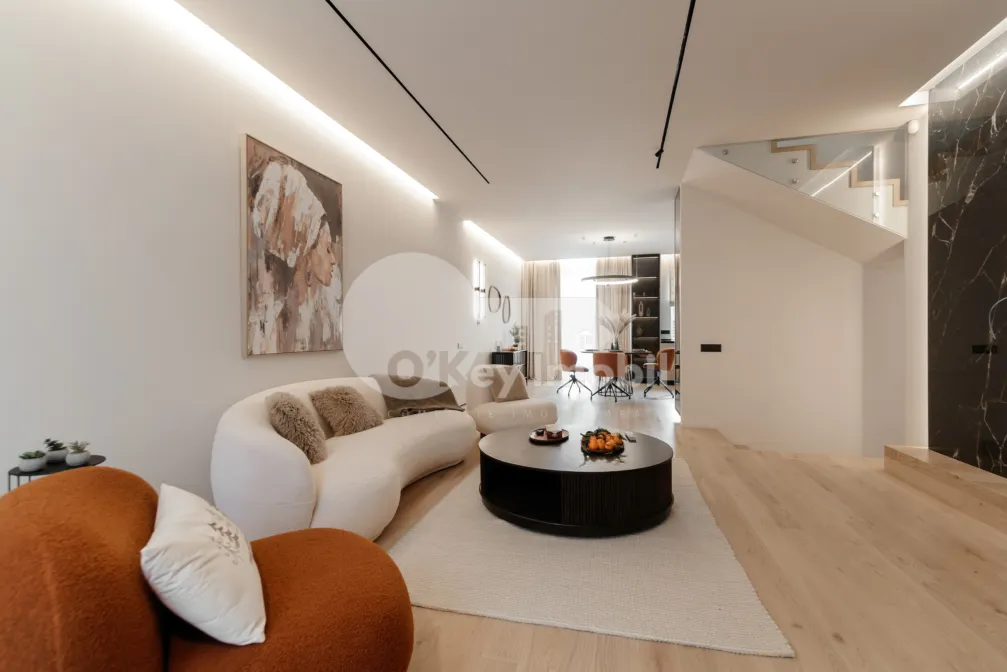 Дом, Центр, ЛАКУЛУЙ