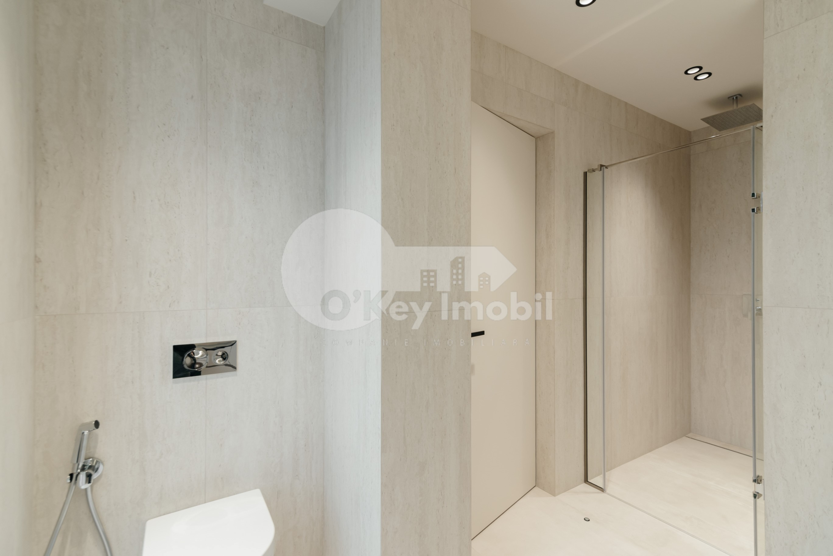 Casă, Centru, LACULUI