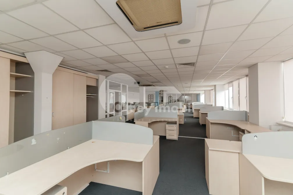 Офис, Буюканы, КАЛЯ ЕШИЛОР