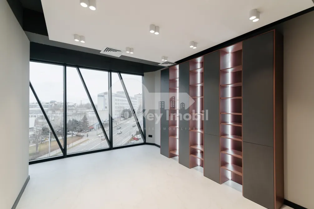 Офис, Центр, ШТЕФАН ЧЕЛ МАРЕ