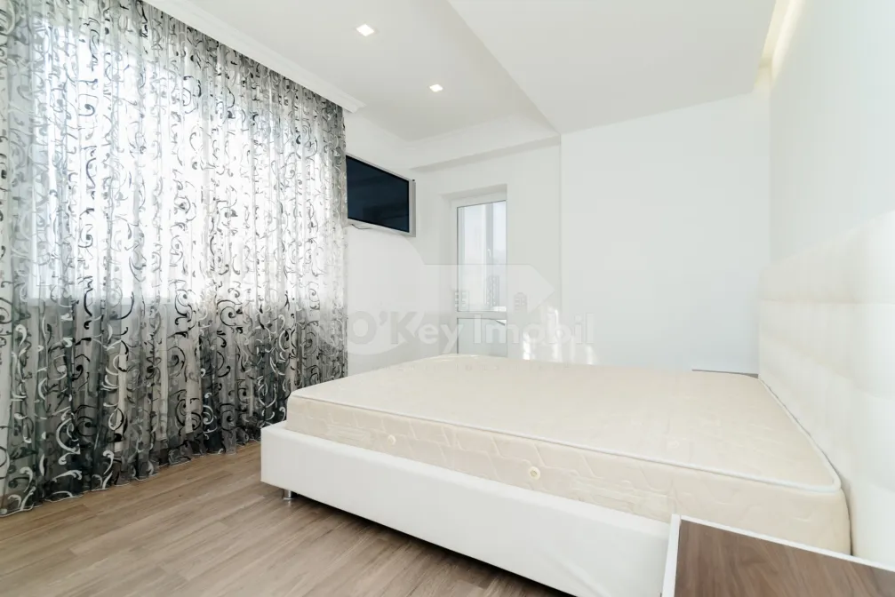 Квартира, Центр, БУКУРИЕЙ