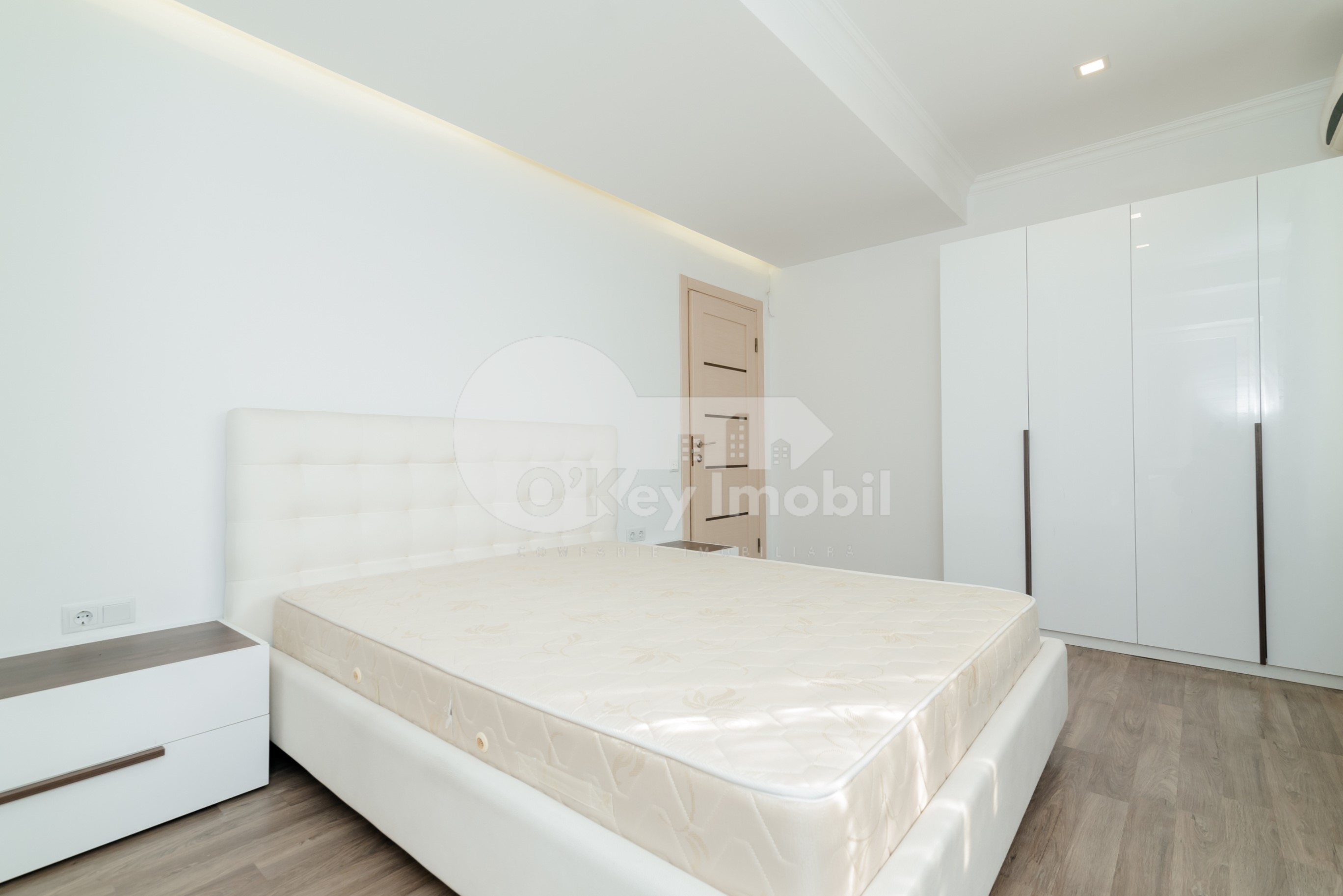 Apartament, Centru, BUCURIEI