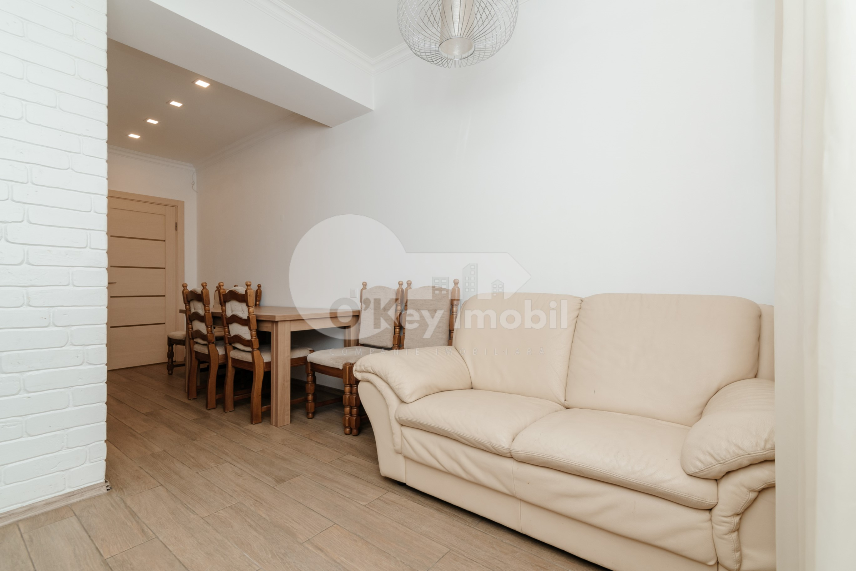 Apartament, Centru, BUCURIEI