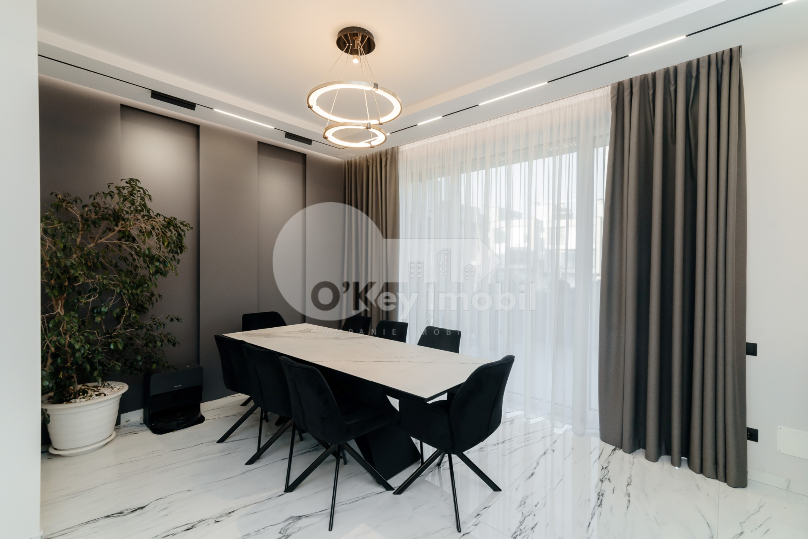 Casă, Botanica, PĂȘUNILOR