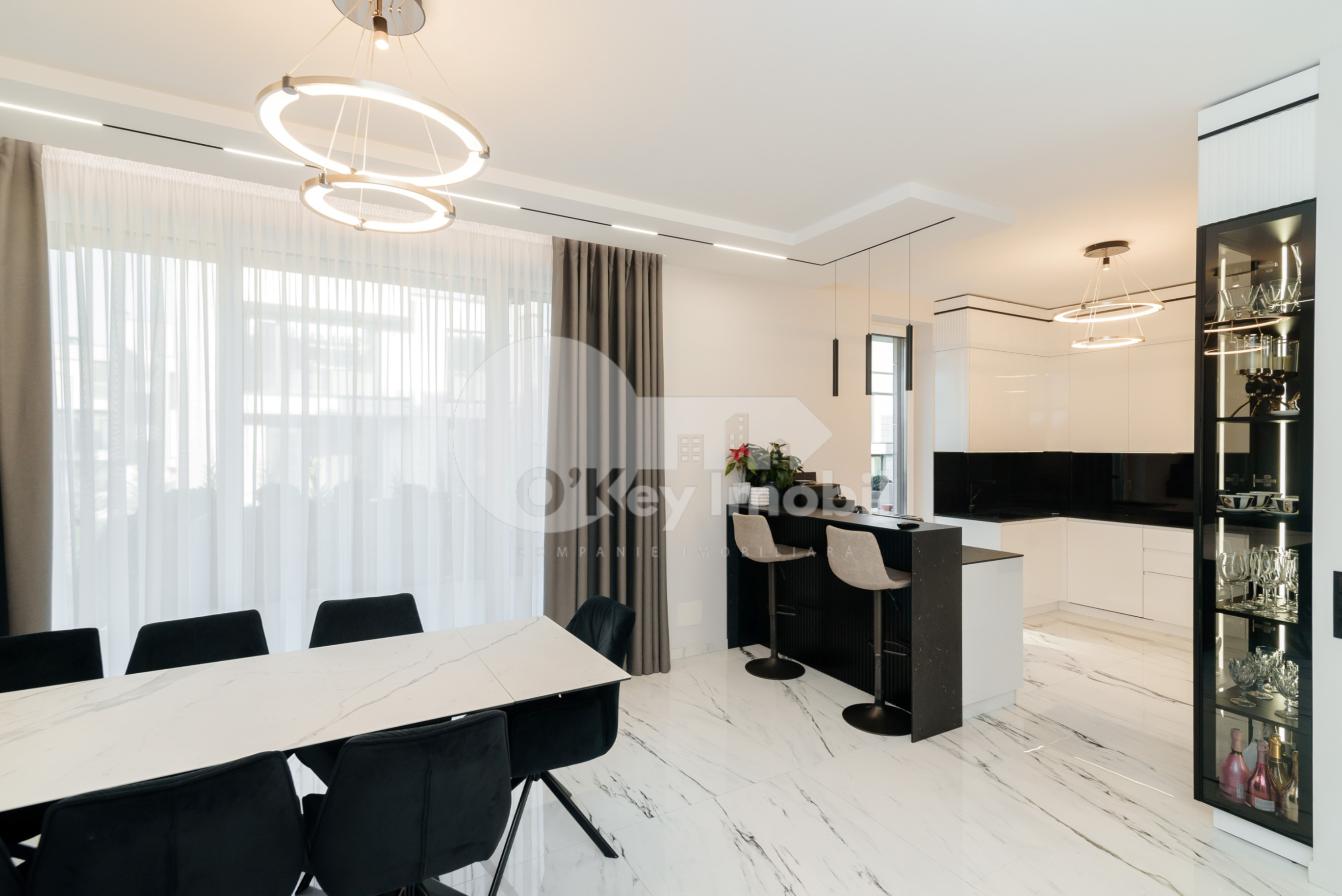 Casă, Botanica, PĂȘUNILOR