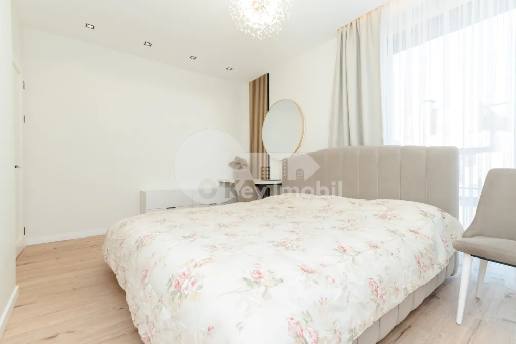 Casă, Botanica, PĂȘUNILOR