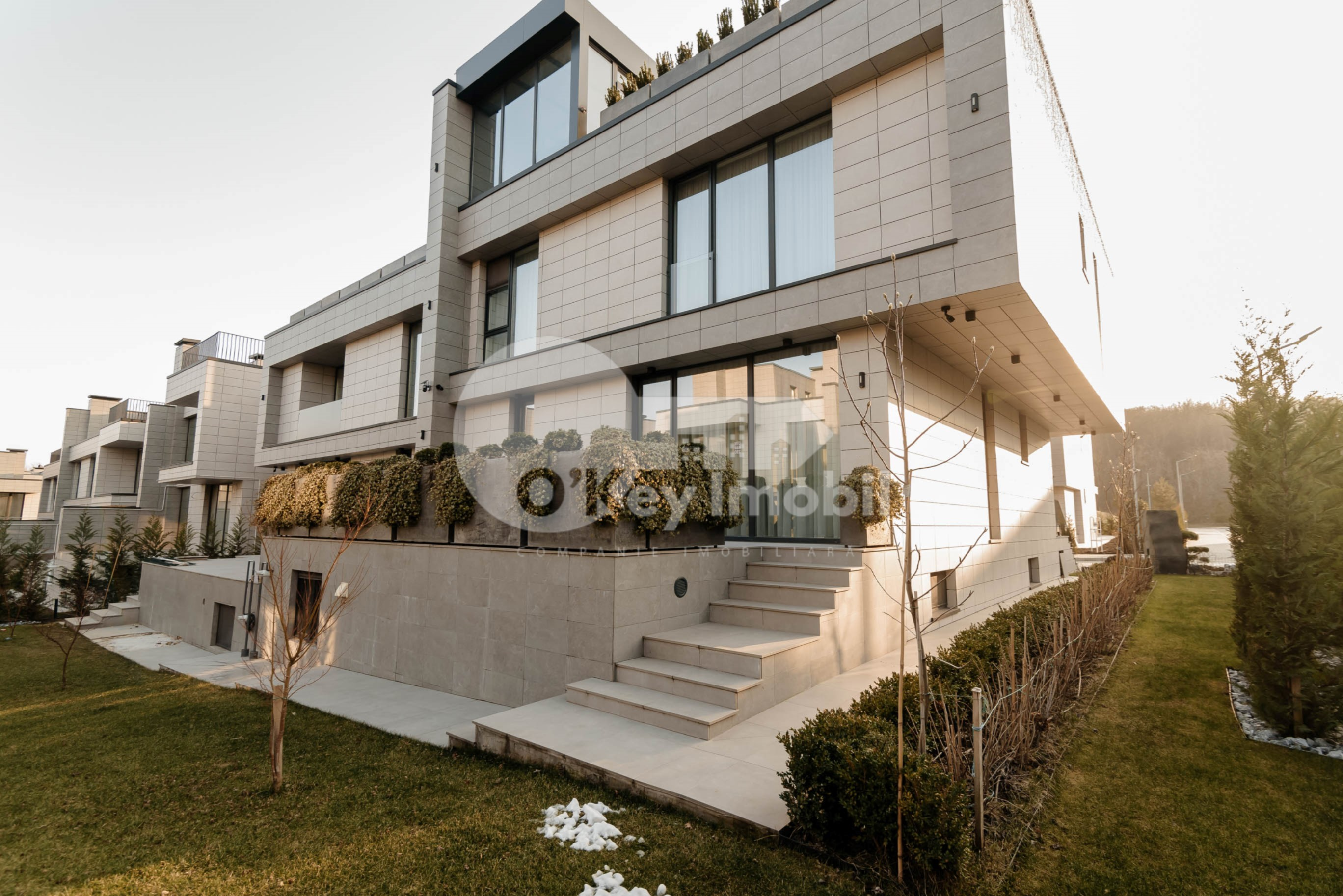 Casă, Botanica, PĂȘUNILOR