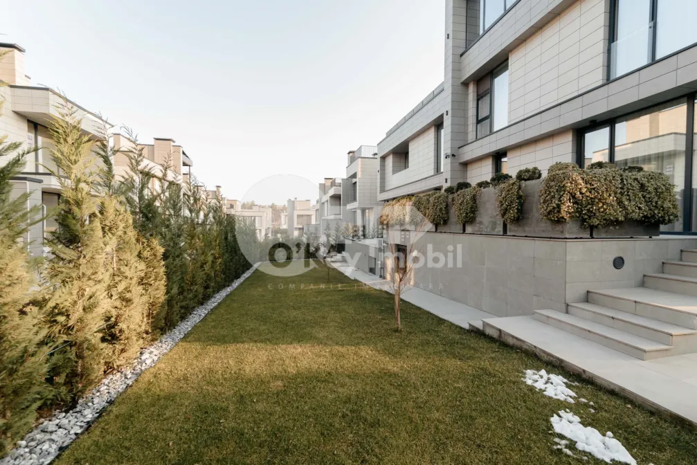 Casă, Botanica, PĂȘUNILOR