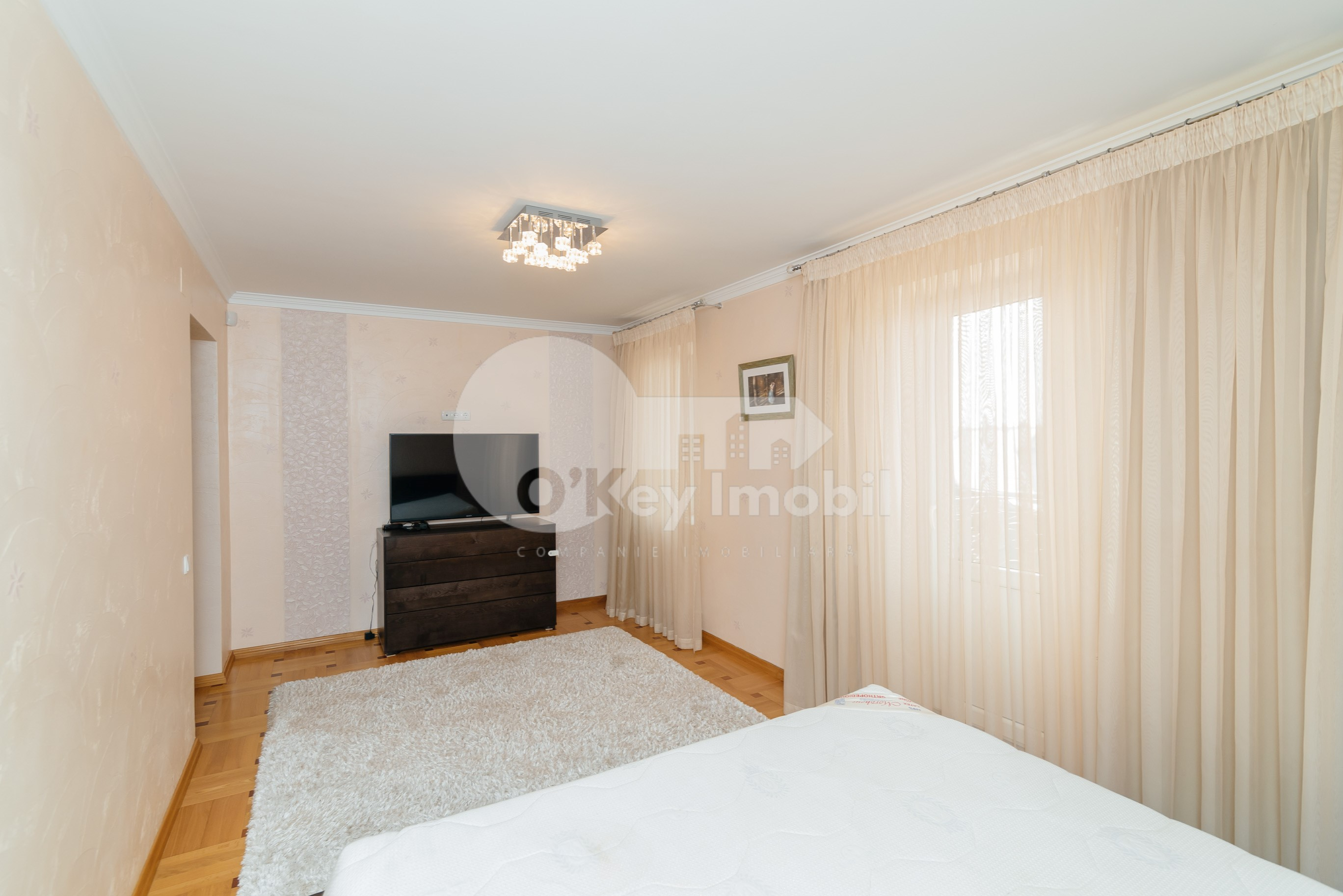 Casă, Râșcani, VALEA ALBĂ