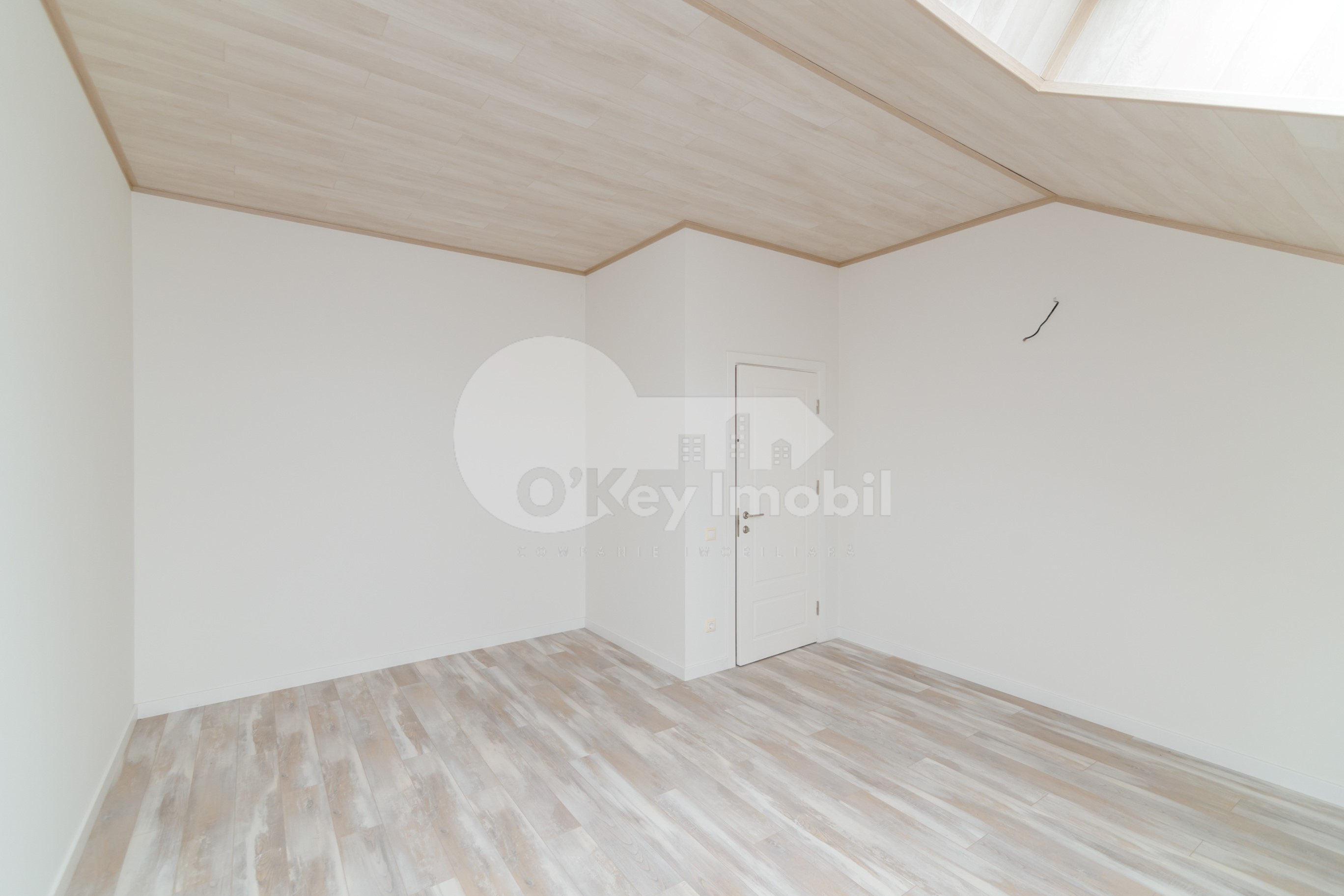 Oficiu, Centru, SFATUL ȚĂRII