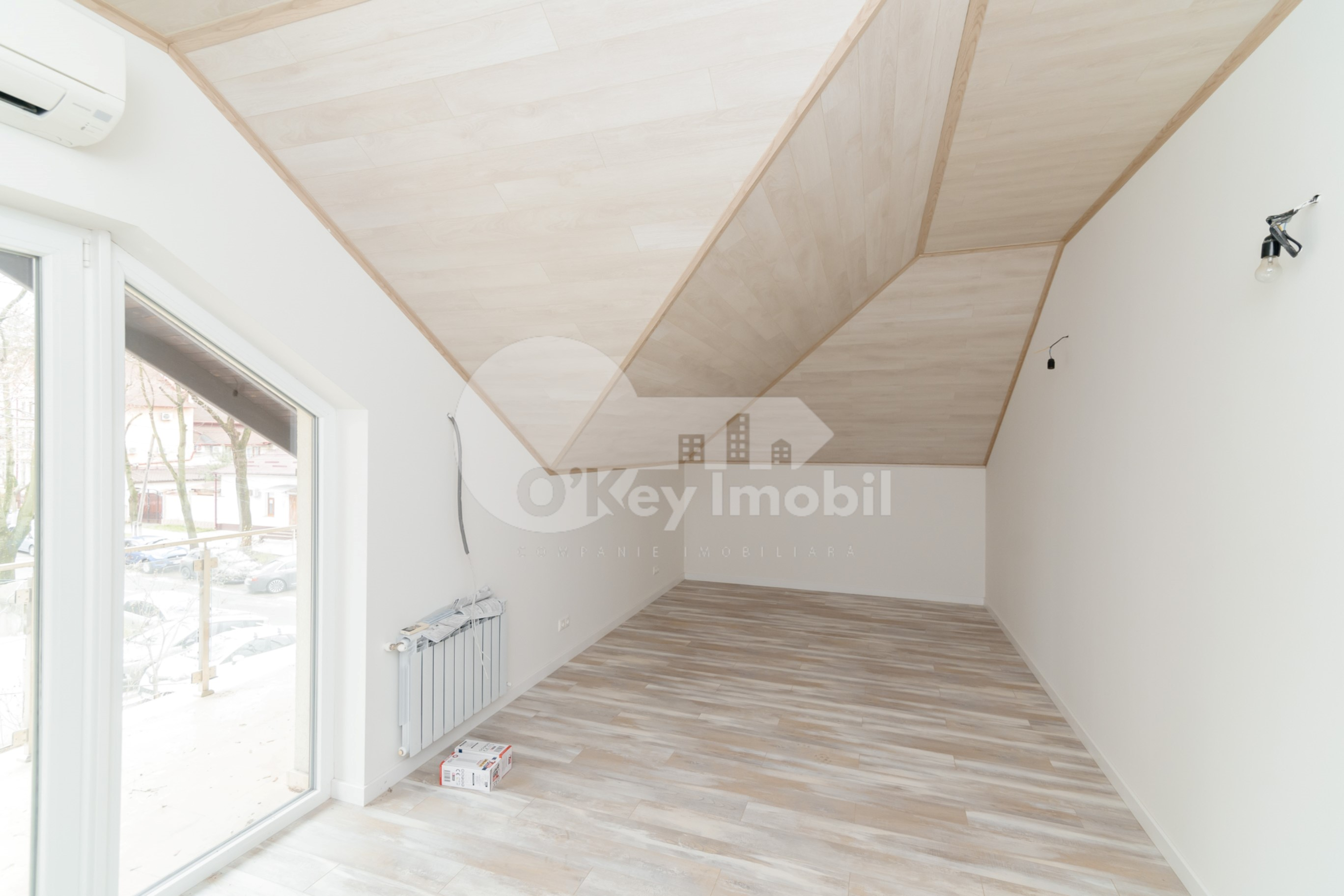 Oficiu, Centru, SFATUL ȚĂRII