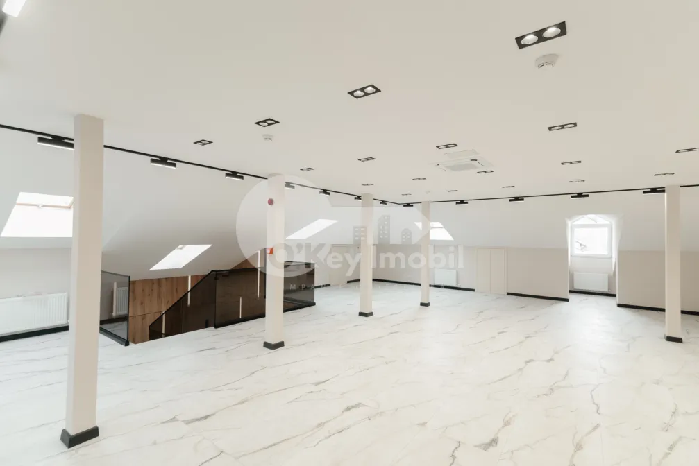 Комм. помещение, Центр, ТИГИНА