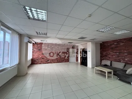 Офис, Буюканы, КОЛУМНА