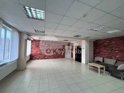 Офис, Буюканы, КОЛУМНА