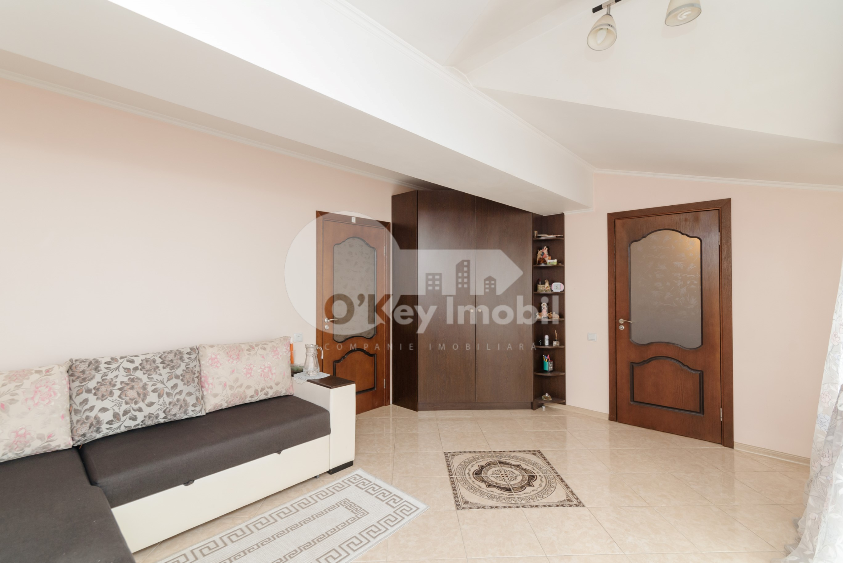 Apartament, Poșta Veche, CEUCARI