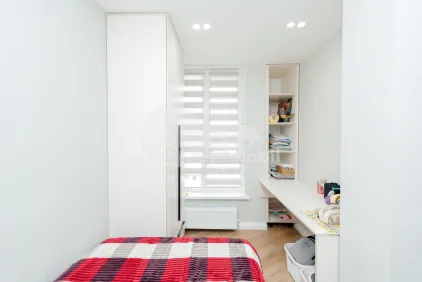 Apartament, Râșcani, RENAȘTERII NAȚIONALE