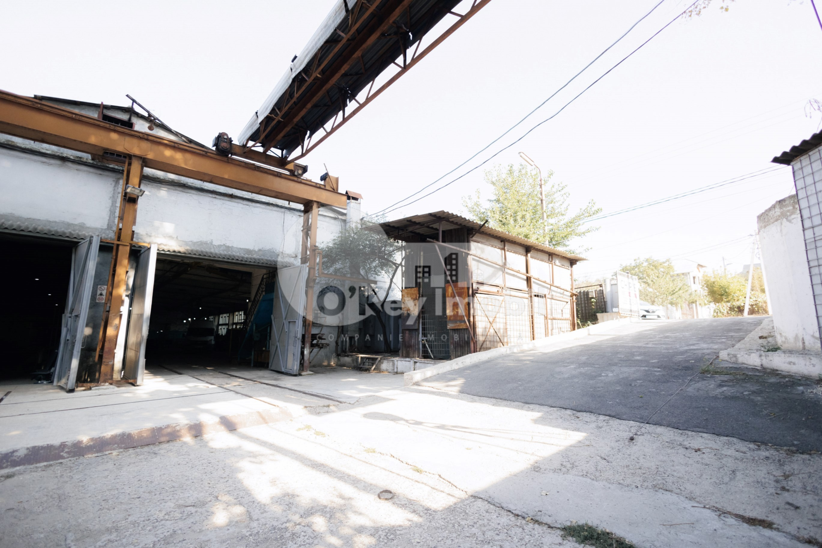 Teren, Ciocana, UZINELOR