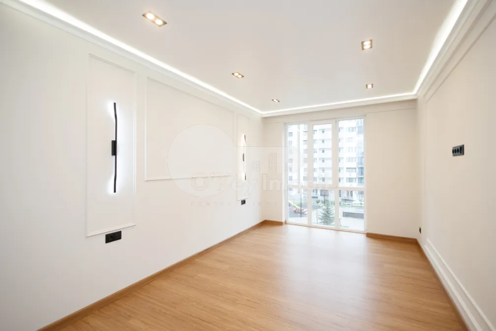 Квартира, Чеканы, МИРЧА ЧЕЛ БЭТРЫН