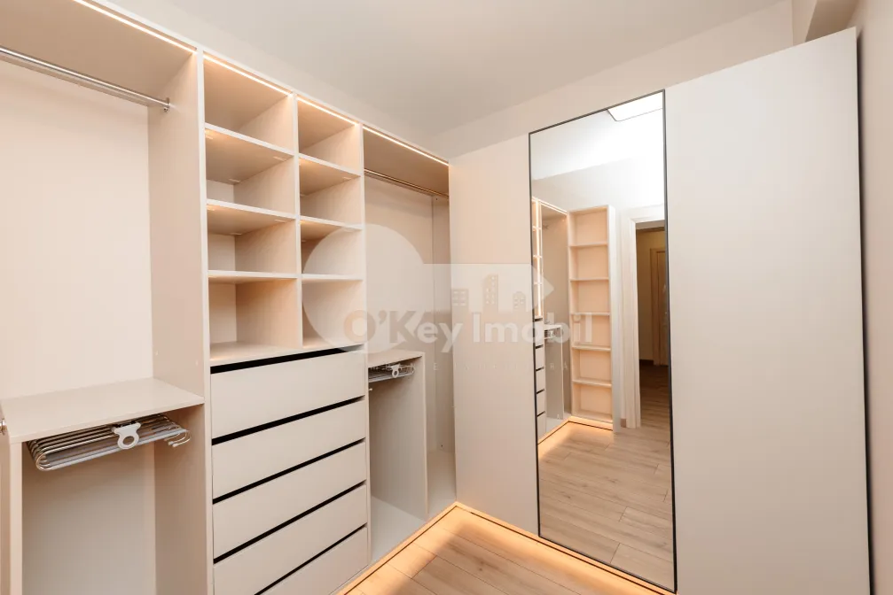 Apartament, Centru, PETRU RAREȘ