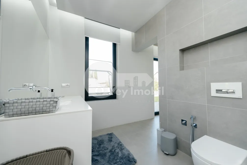 Дом, Центр, КАЙШИЛОР