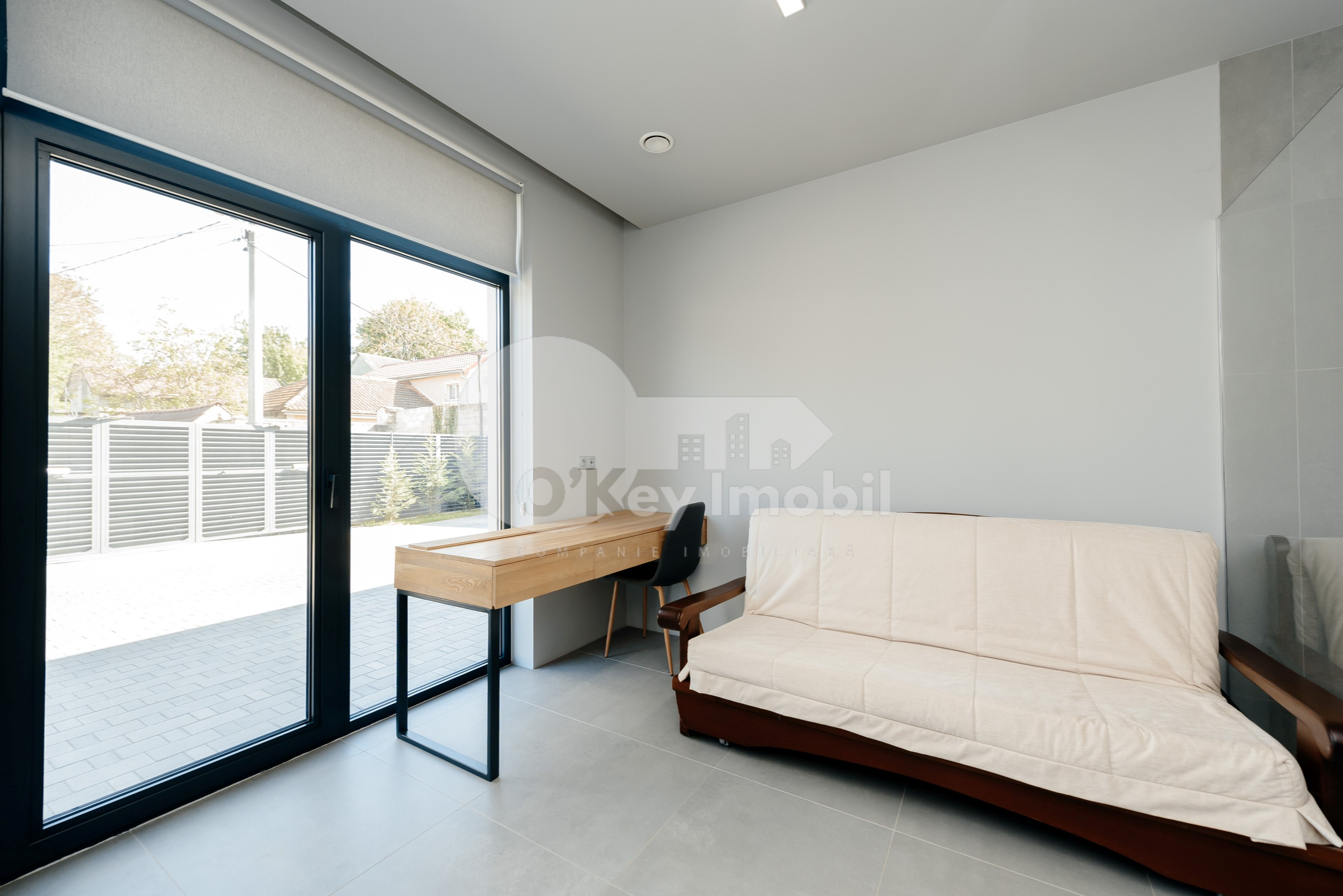 Casă, Centru, CAIȘILOR