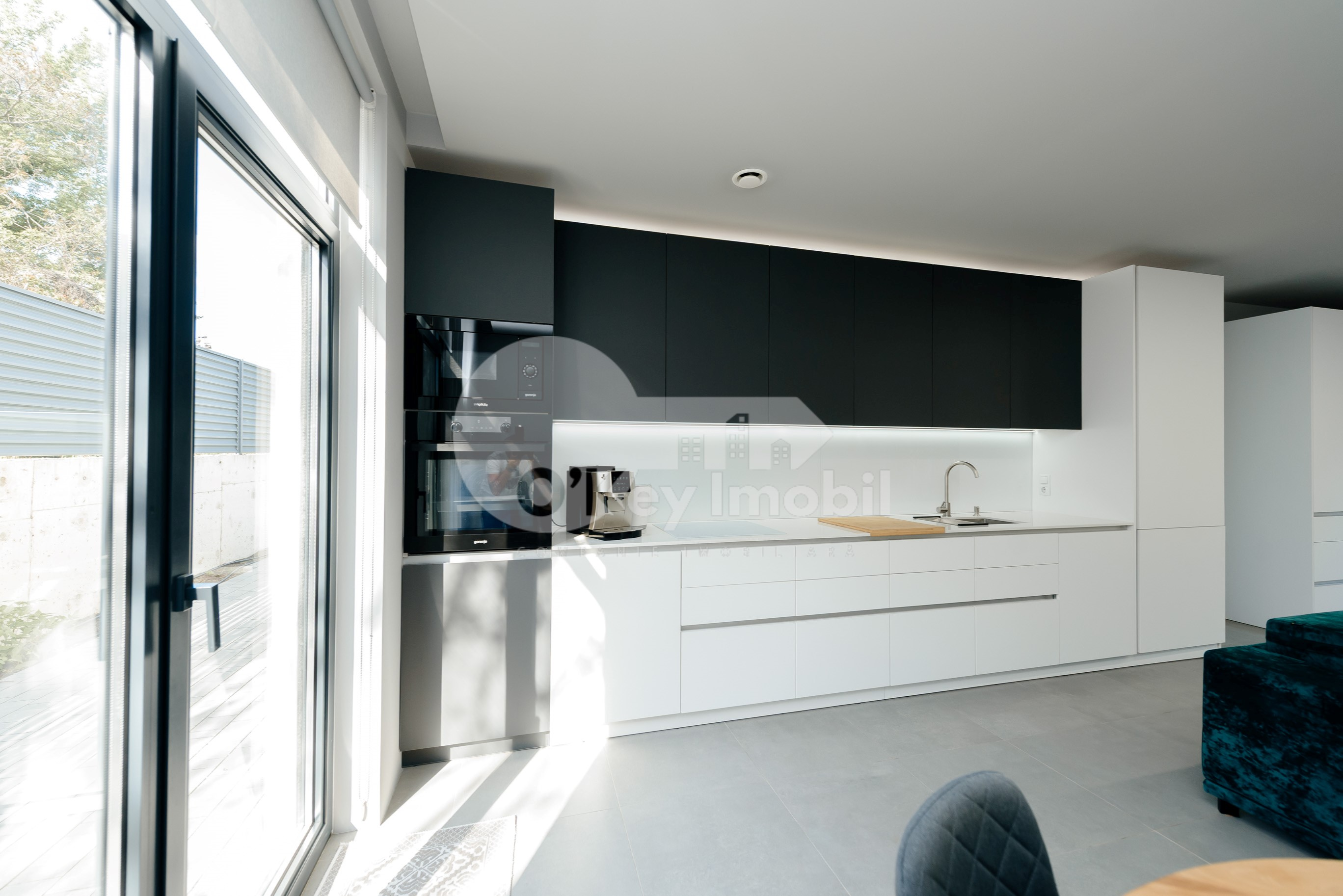 Casă, Centru, CAIȘILOR