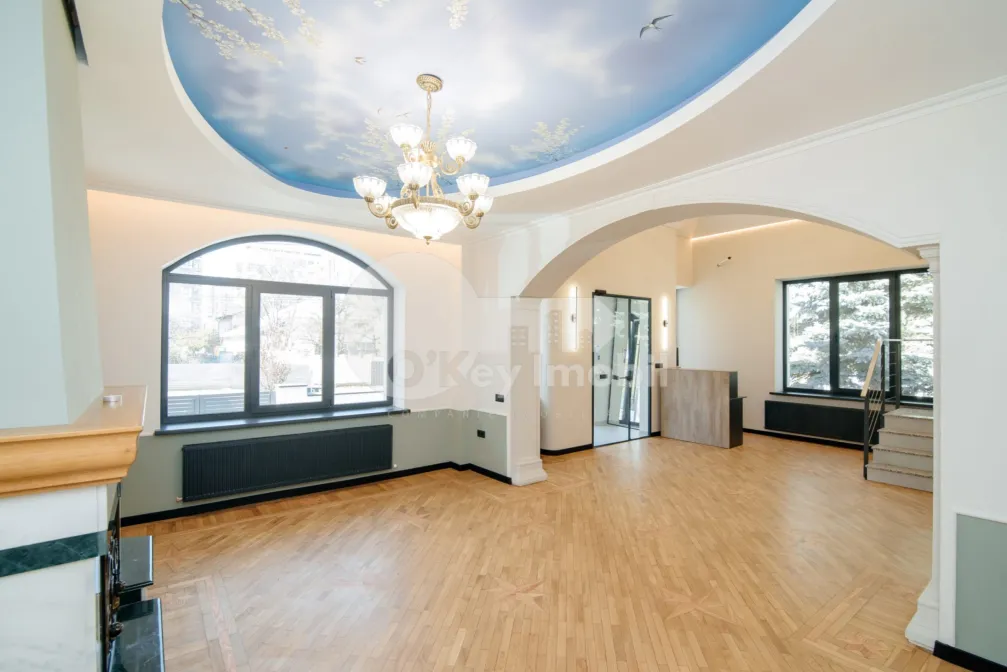 Офис, Буюканы, ПАРИС