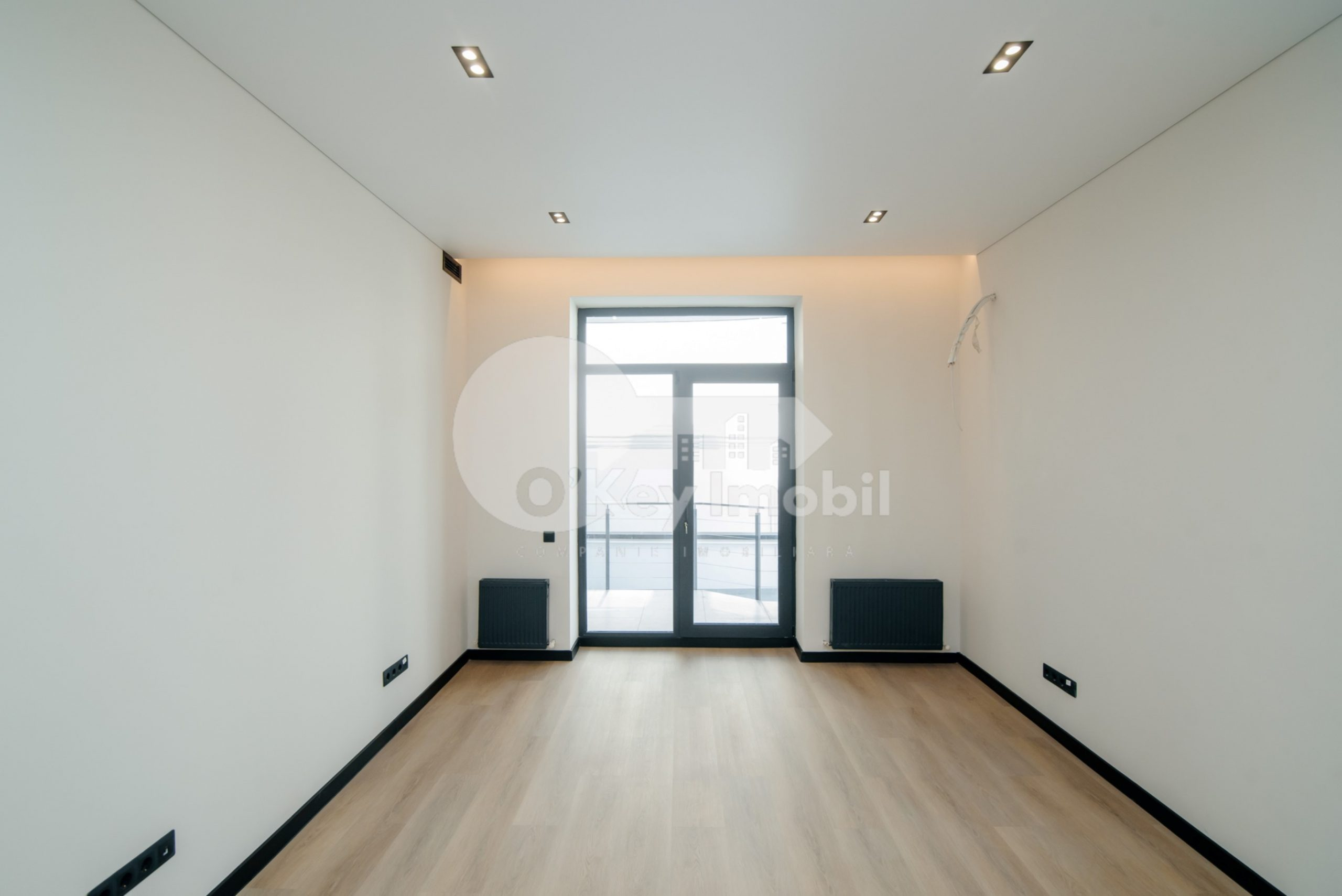 Oficiu, Buiucani, PARIS