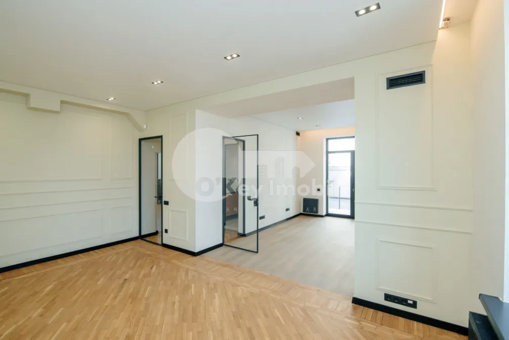 Офис, Буюканы, ПАРИС