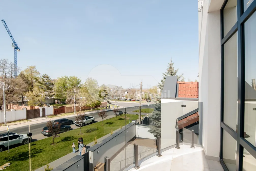 Офис, Буюканы, ПАРИС