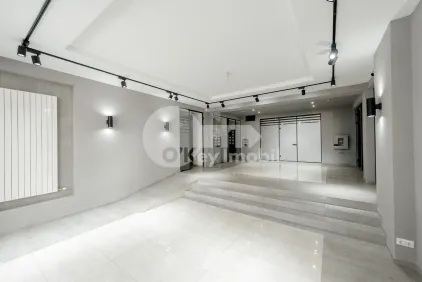 Комм. помещение, Центр, М. ВАРЛААМ