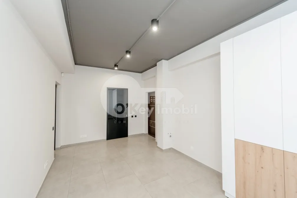 Комм. помещение, Центр, М. ВАРЛААМ