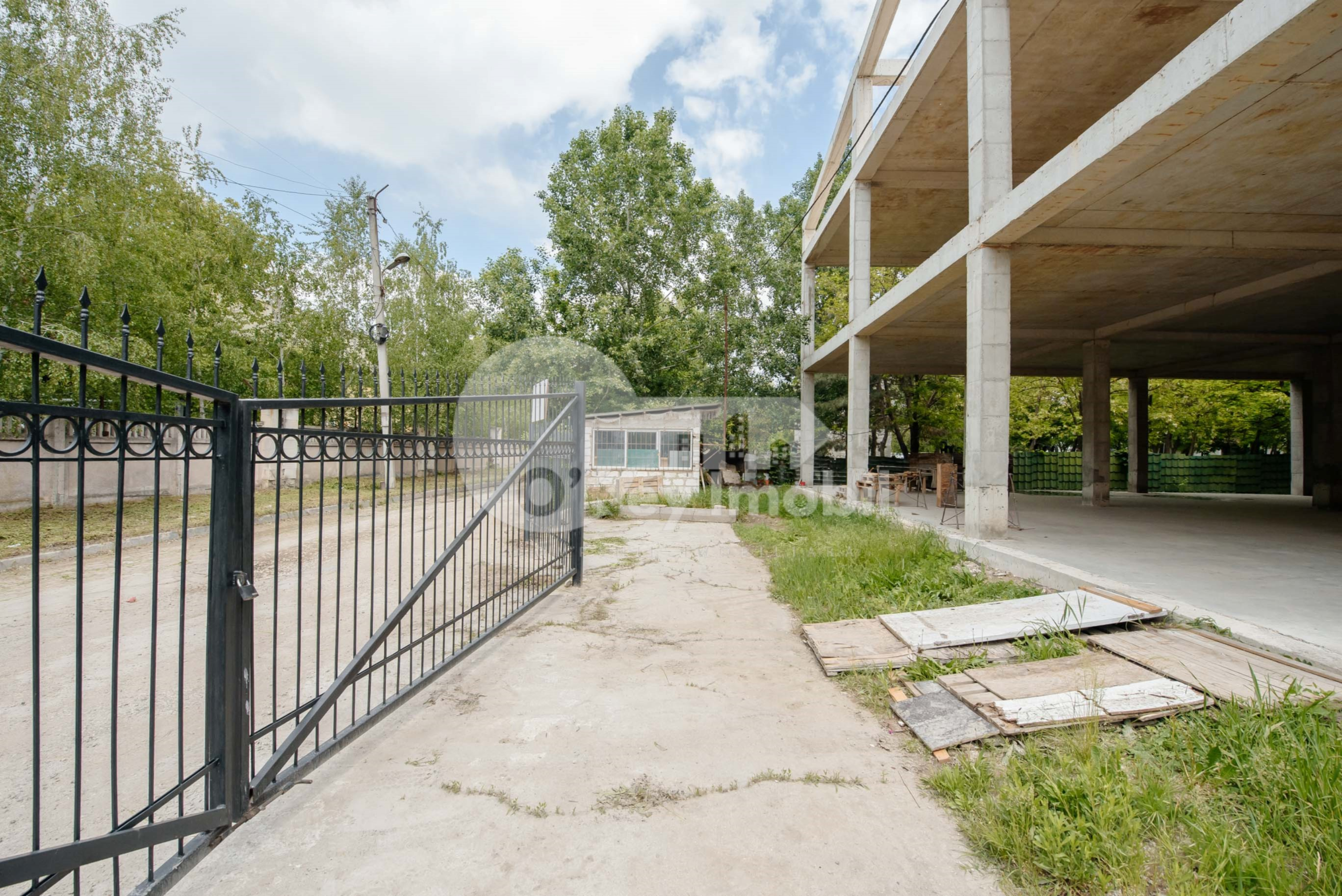 Depozit, Buiucani, MESAGER