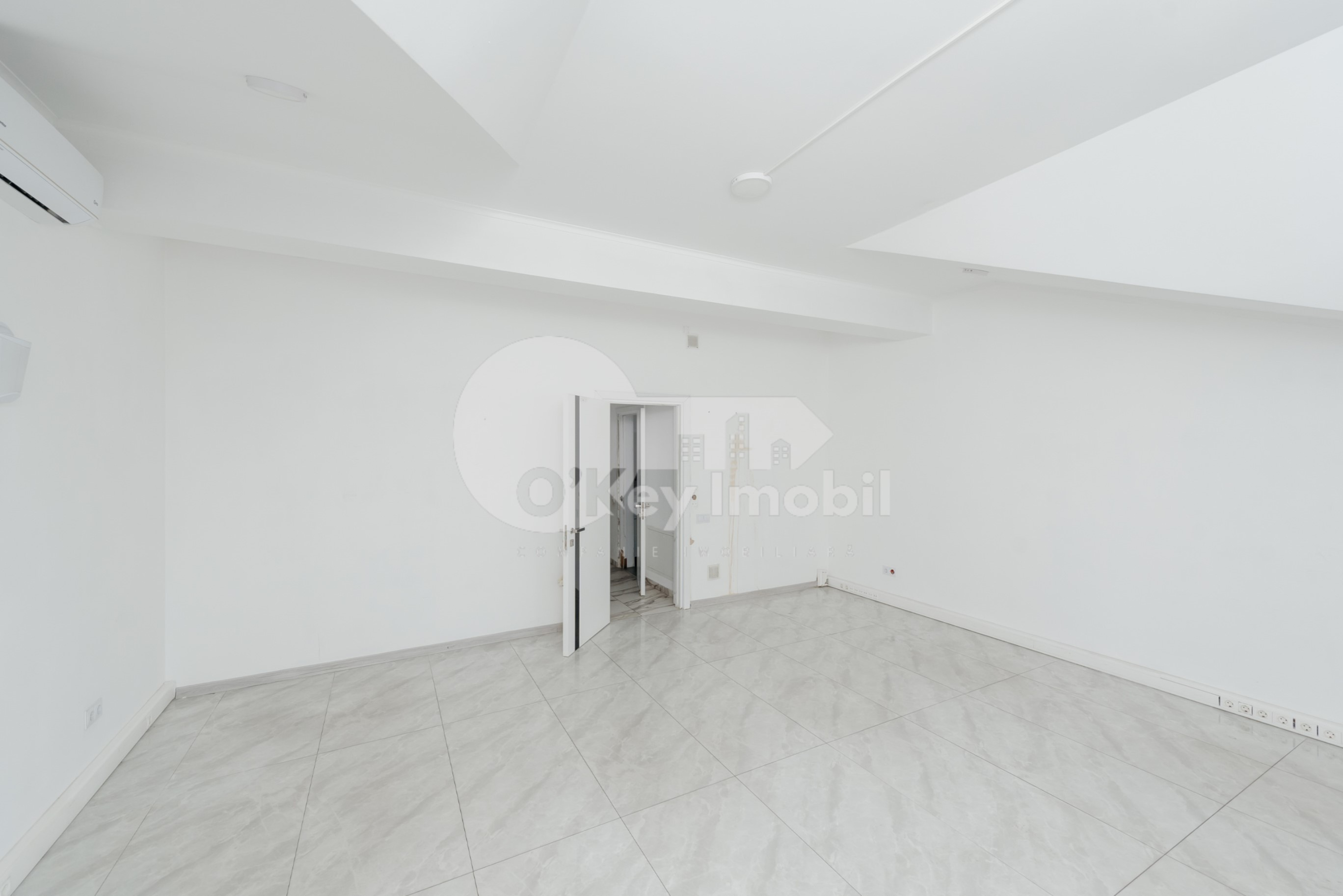 Oficiu, Centru, COLUMNA