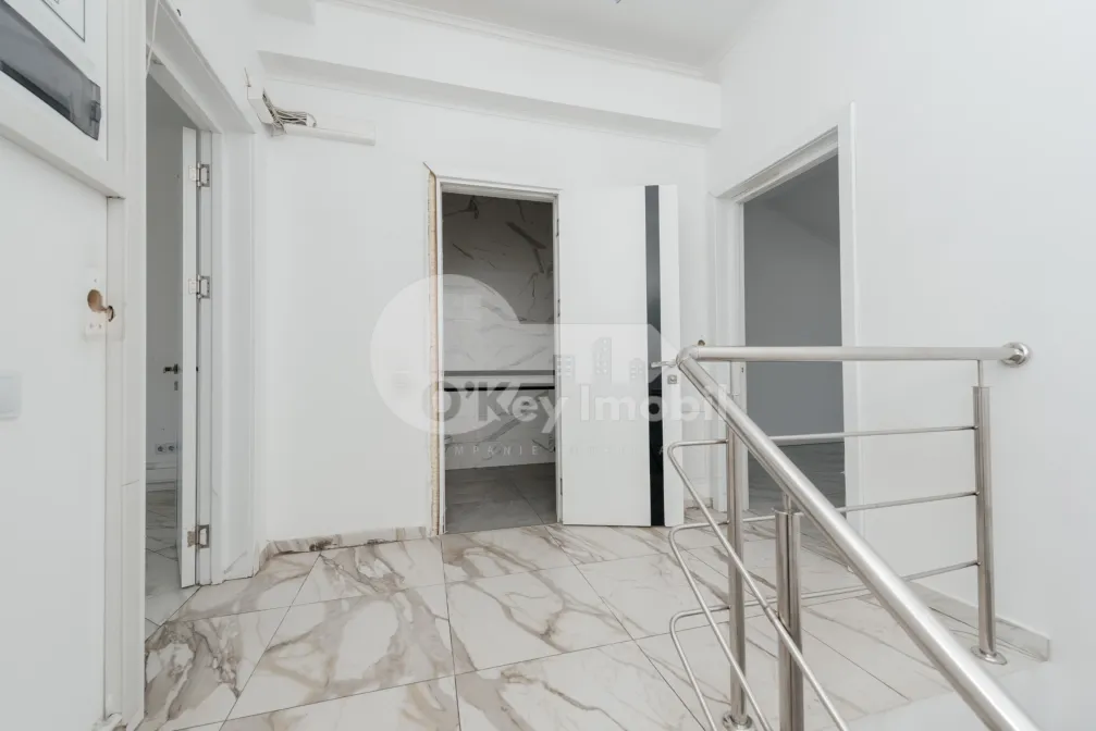 Офис, Центр, КОЛУМНА