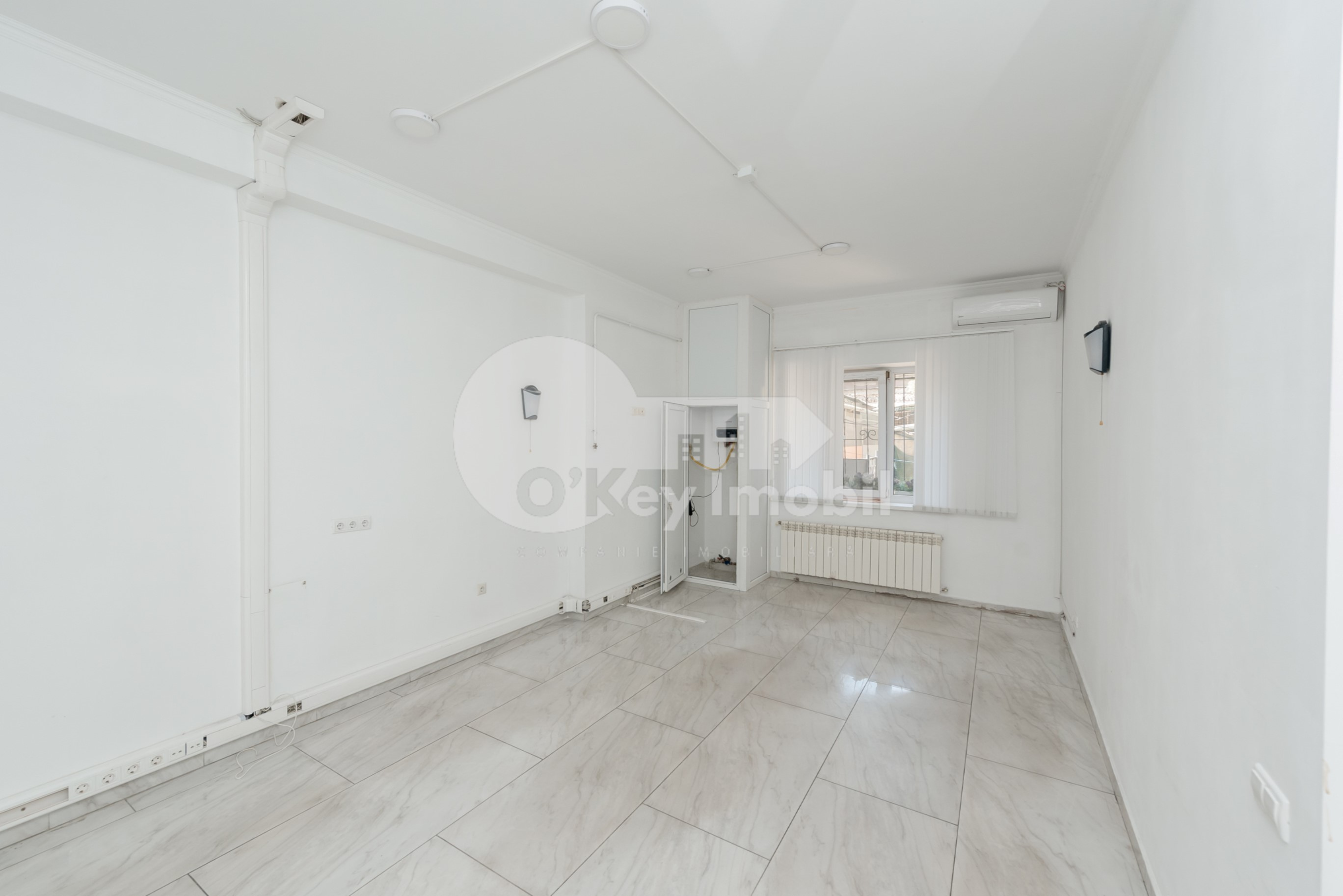 Oficiu, Centru, COLUMNA