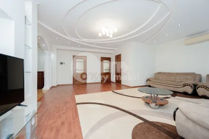 Квартира, Центр, МИХАЙ ЕМИНЕСКУ