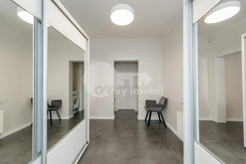 Дом, КОЛОНИЦА