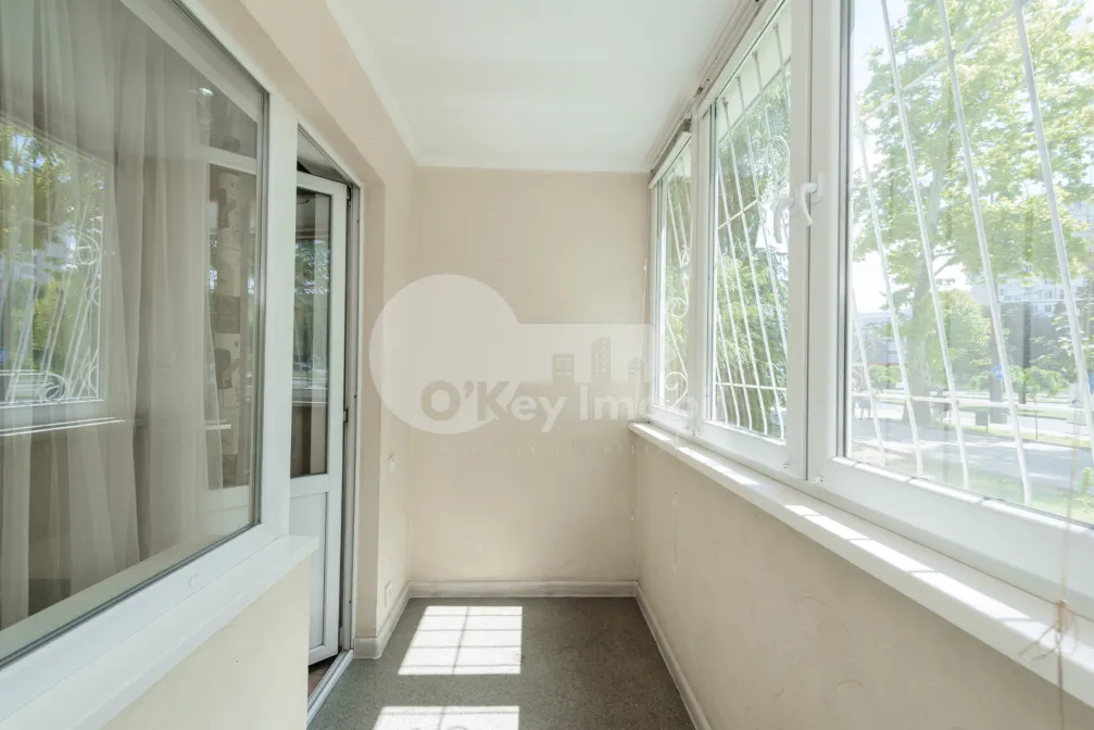 Квартира, Ботаника, ДАЧИЯ