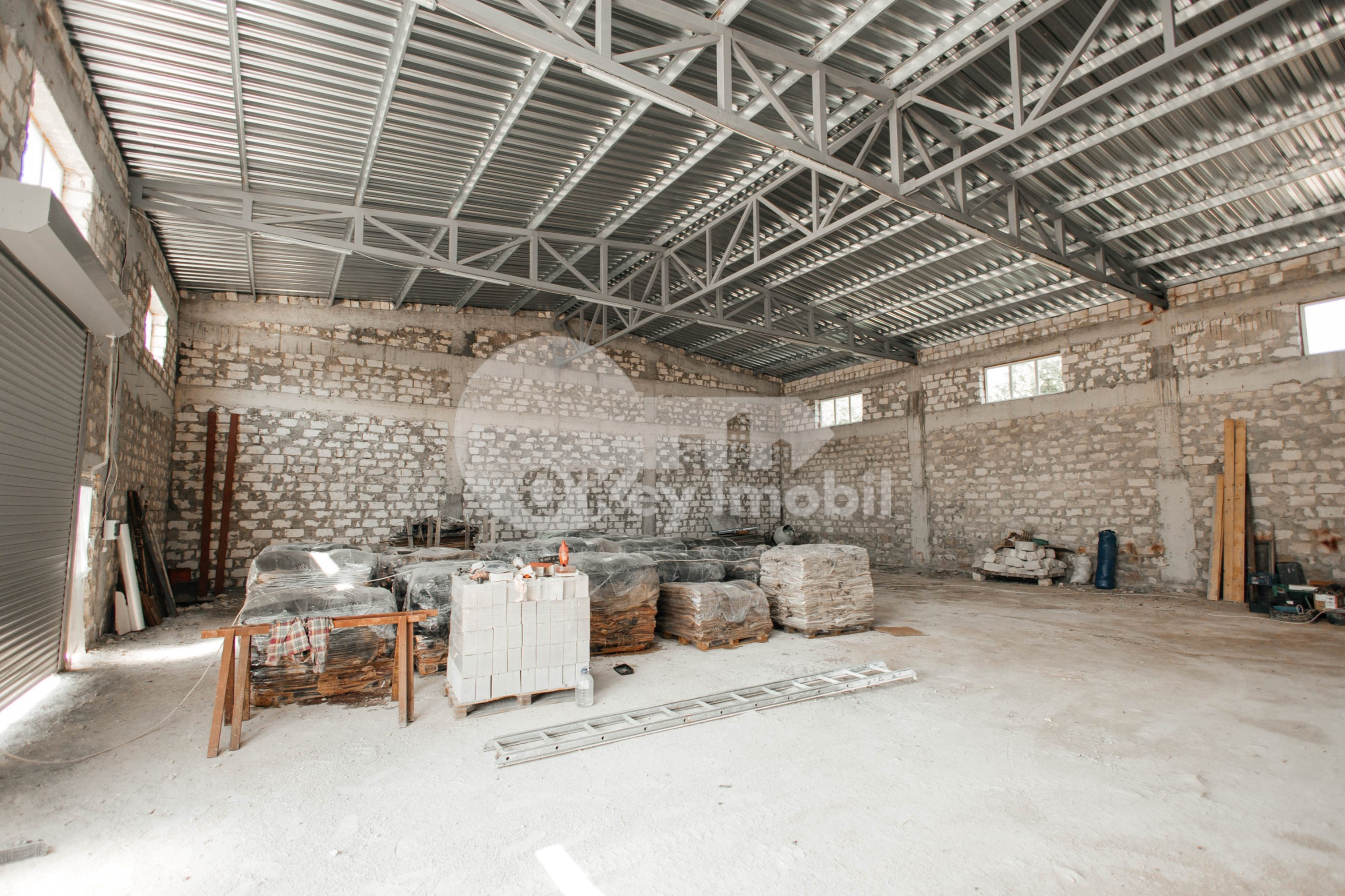 Depozit, Botanica, HALTEI