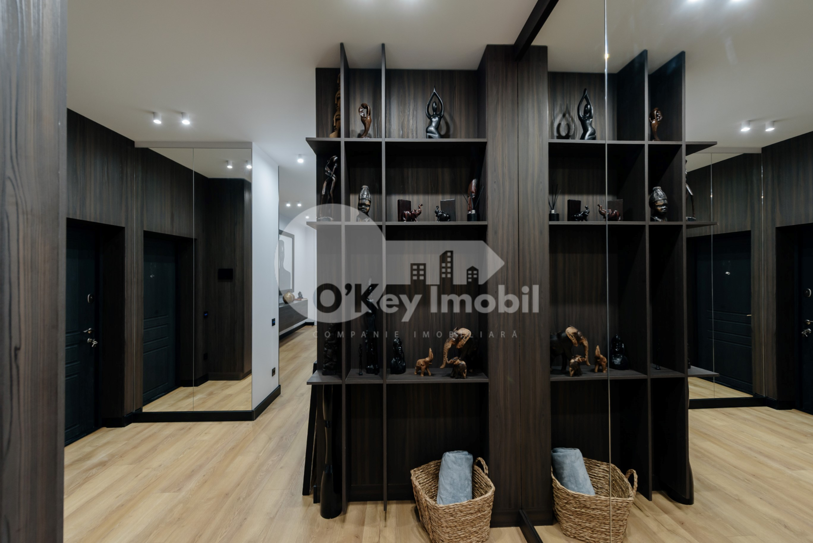 Penthouse, Ciocana, MIRCEA CEL BĂTRÂN