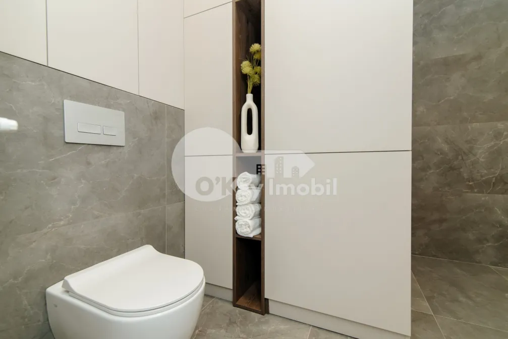 Penthouse, Centru, MELESTIU