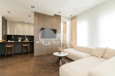 Penthouse, Centru, MELESTIU