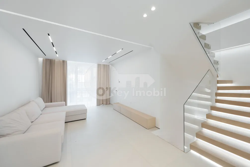 Таунхаус, Центр, АНТОН КРИХАН