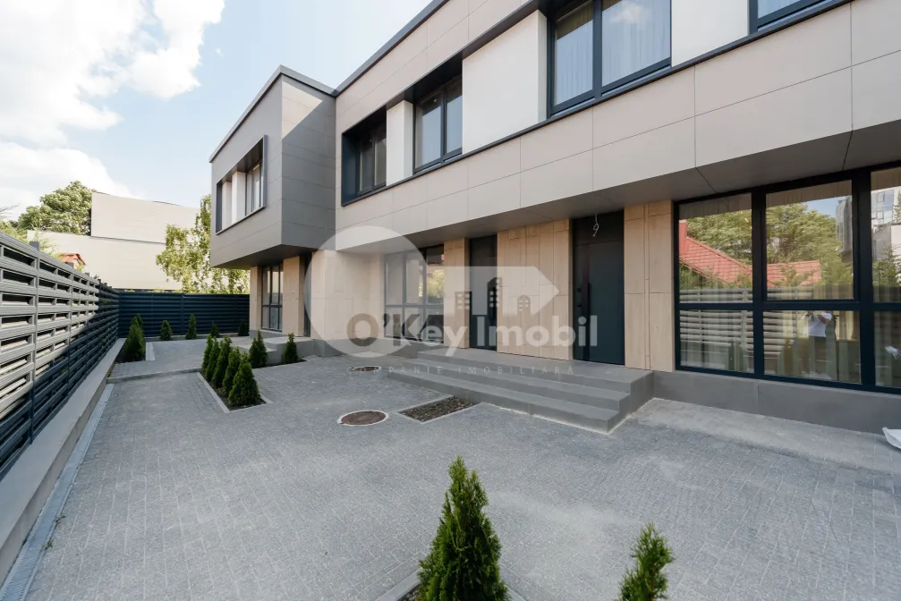 Таунхаус, Центр, АНТОН КРИХАН