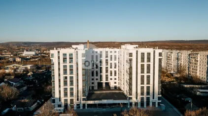 Apartament, STRĂȘENI