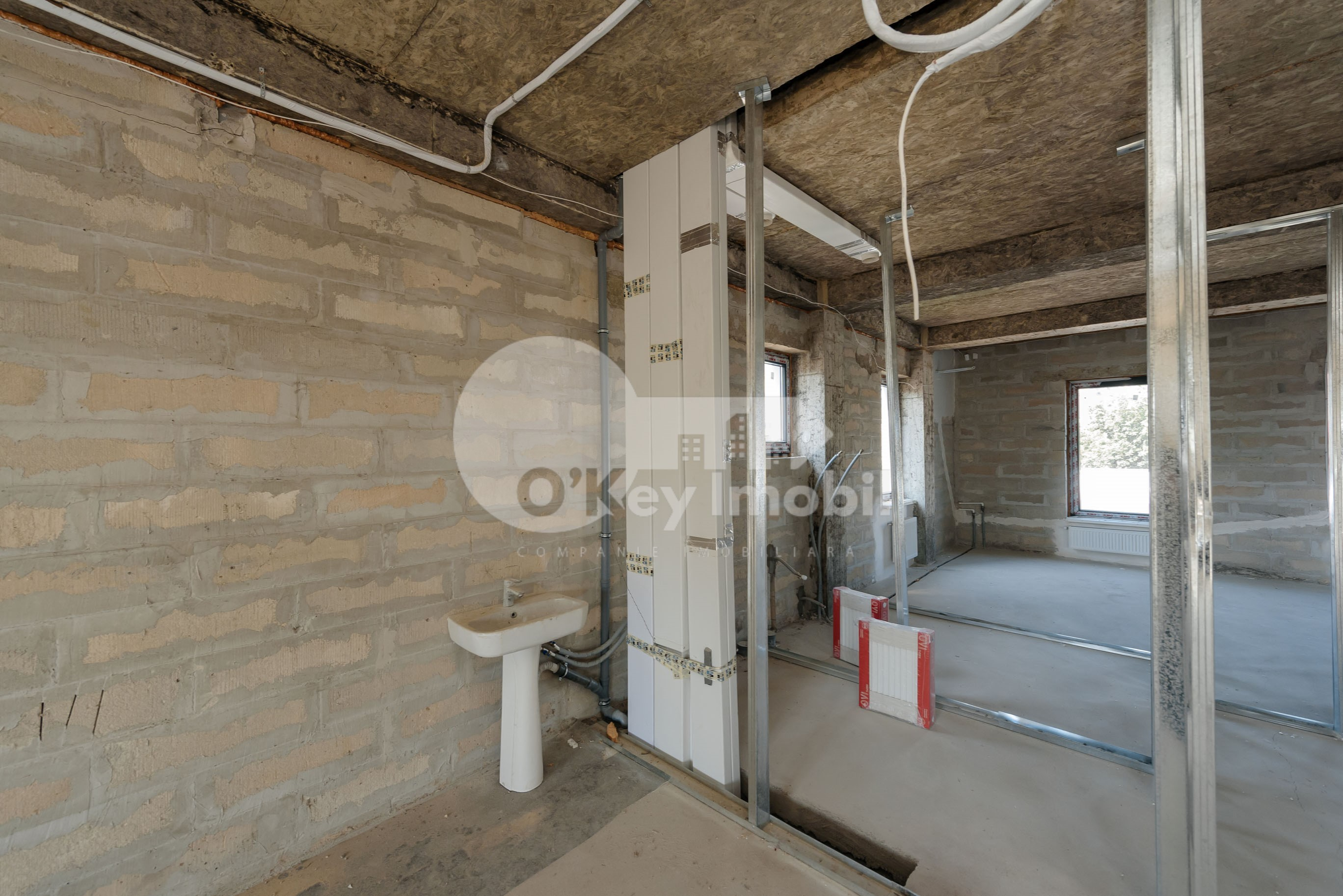 Oficiu, Centru, BĂLĂNESCU