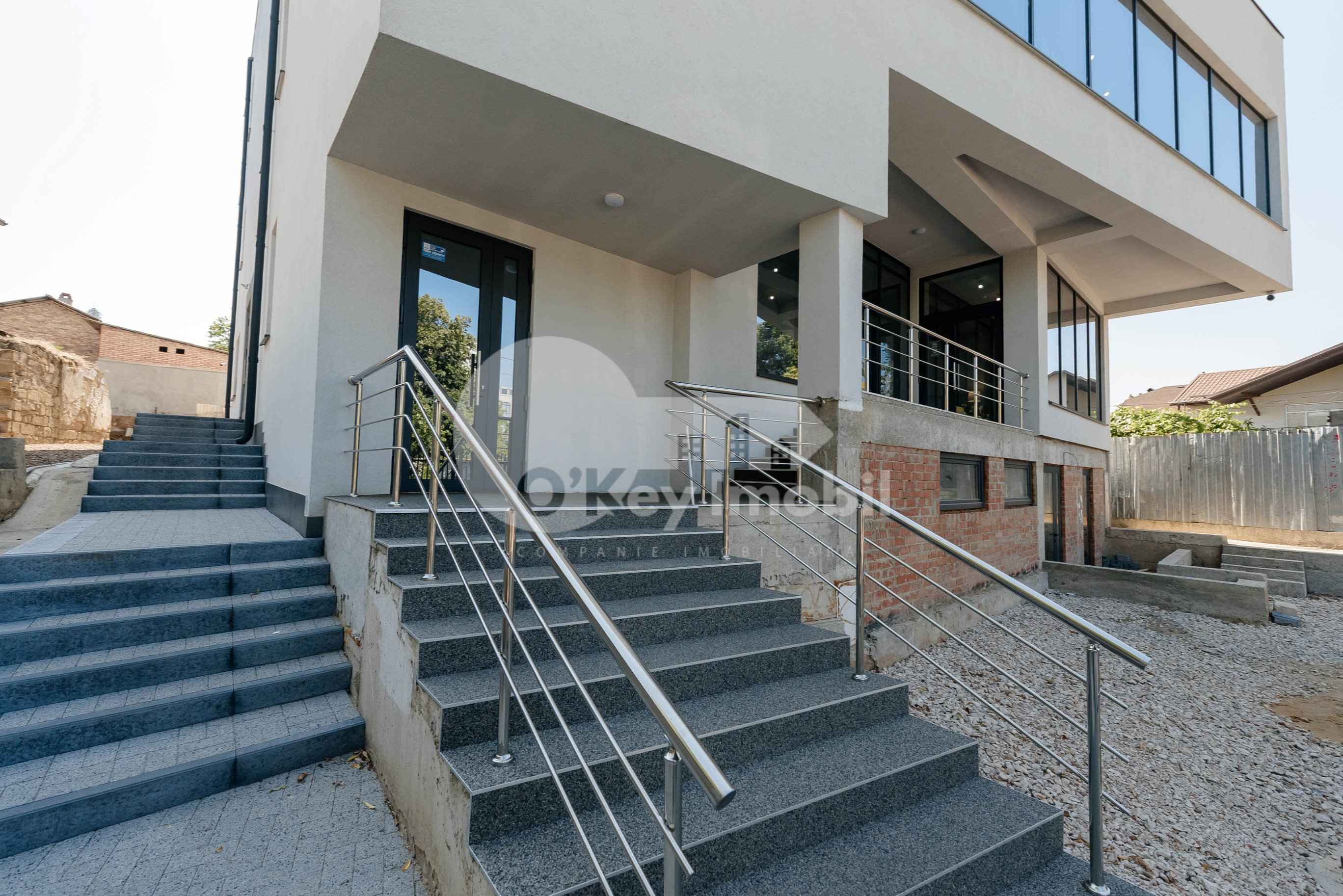 Oficiu, Centru, BĂLĂNESCU